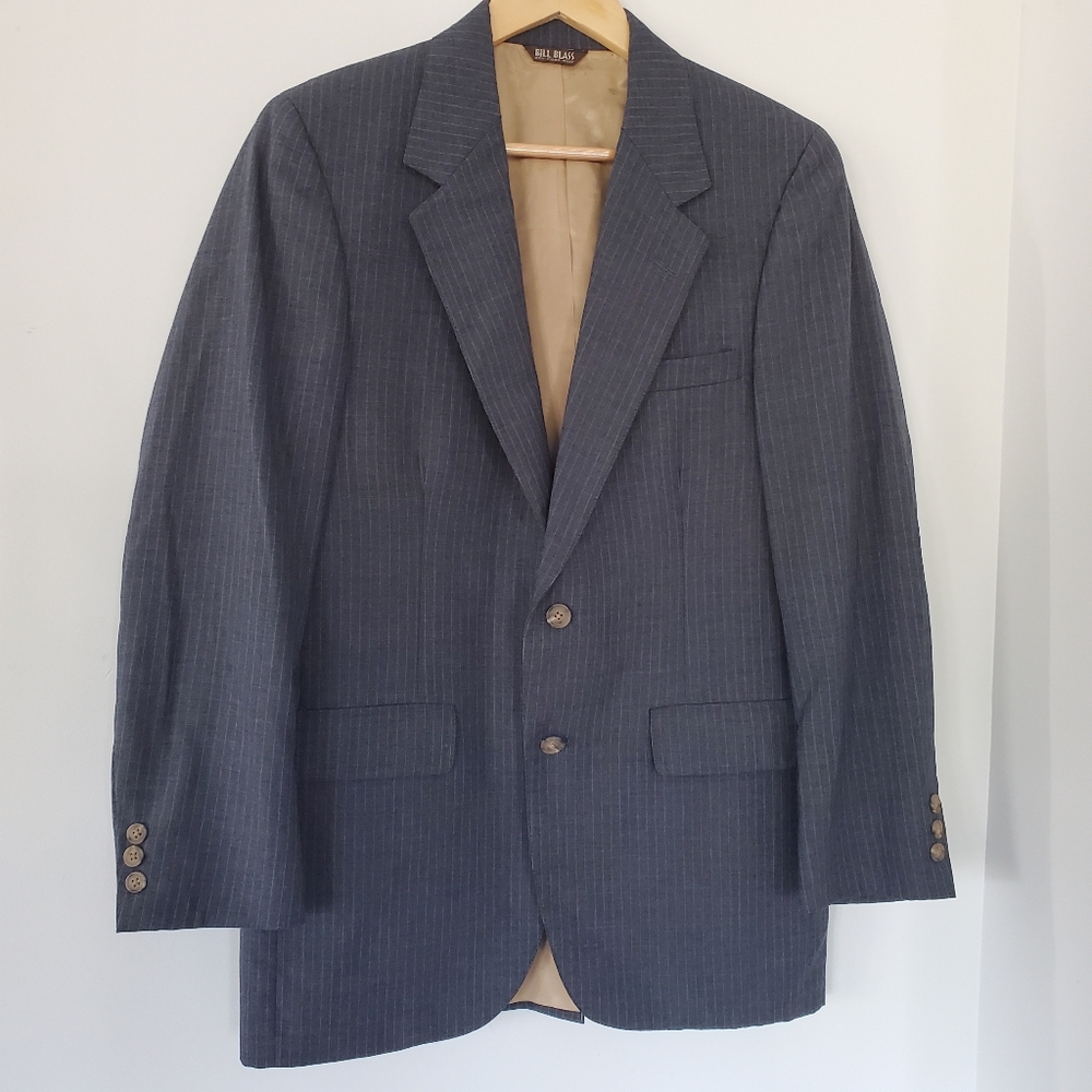 BILL BLASS Vintage Men Sz 40R 100% Wool Gray Blue Pin Stripe Jacket Sport Coat